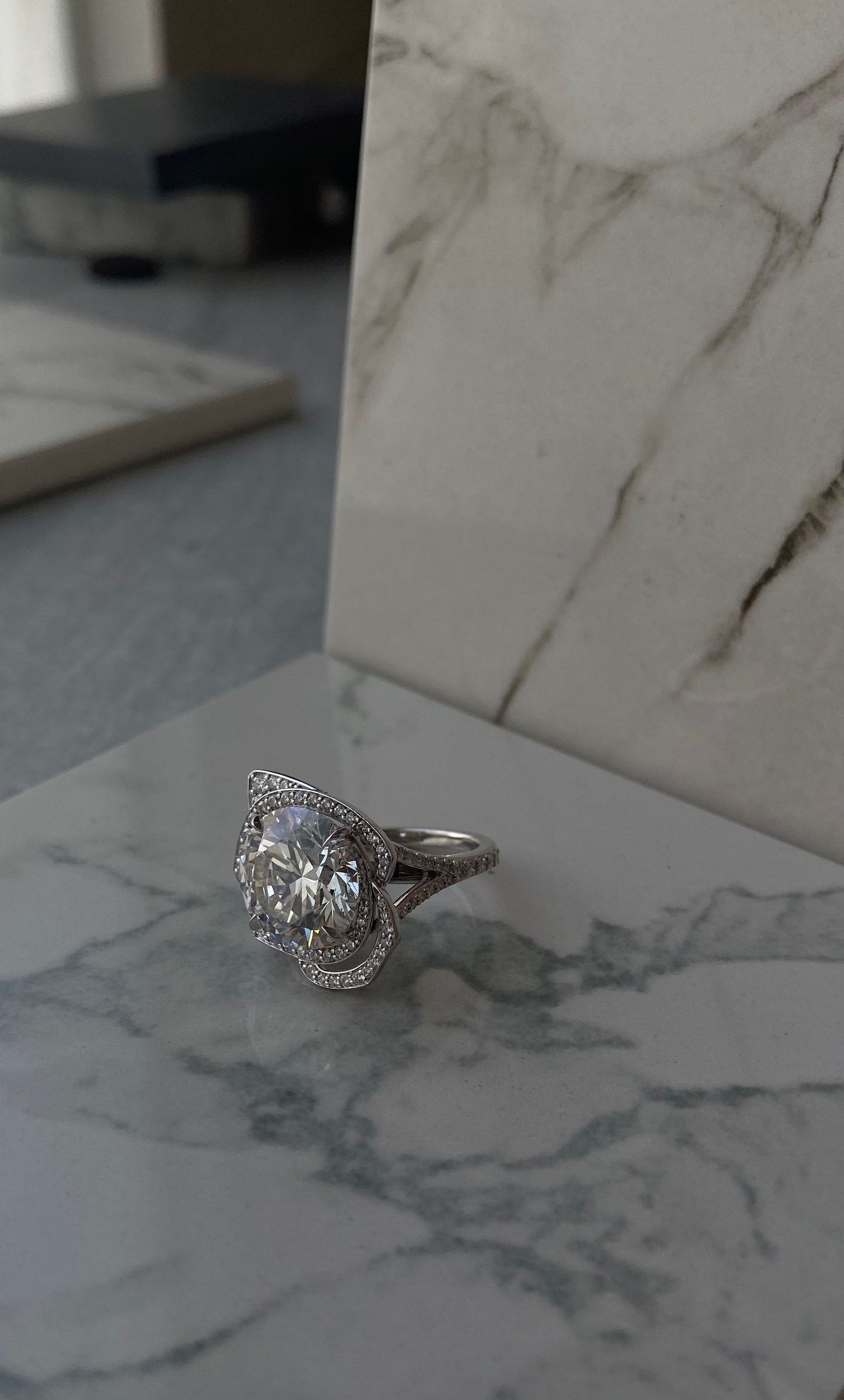 Mariposa Earth 6.52 F/VS2 Lab Diamond Rozel Ring with 1.15 Halo