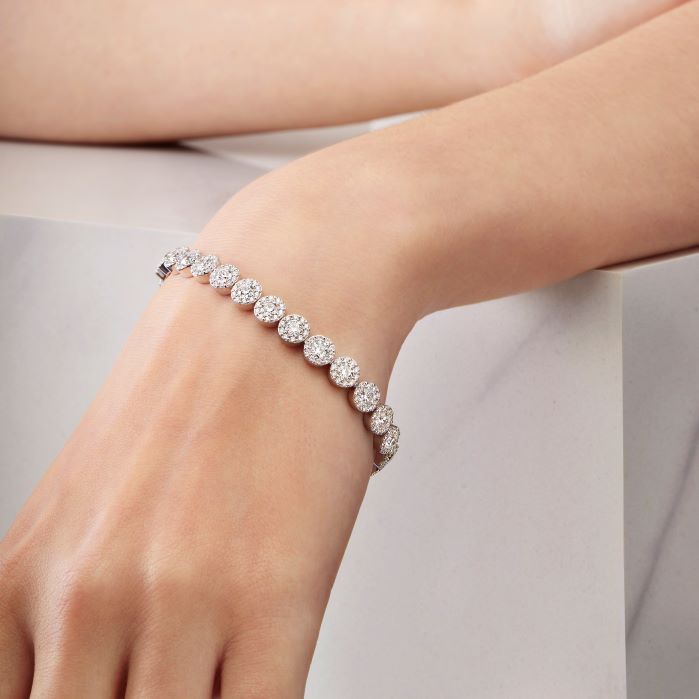 Fulfillment Diamond Line Bracelet
