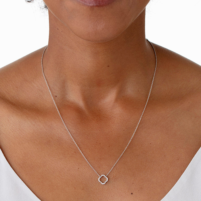 Signature Petal Pendant Small