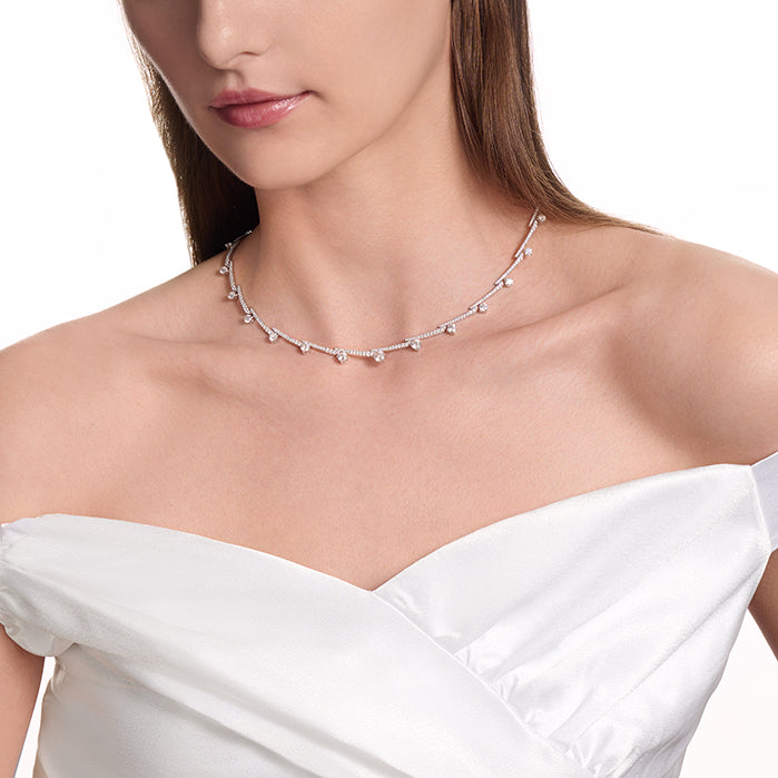 Vela Crossover Pavé Necklace
