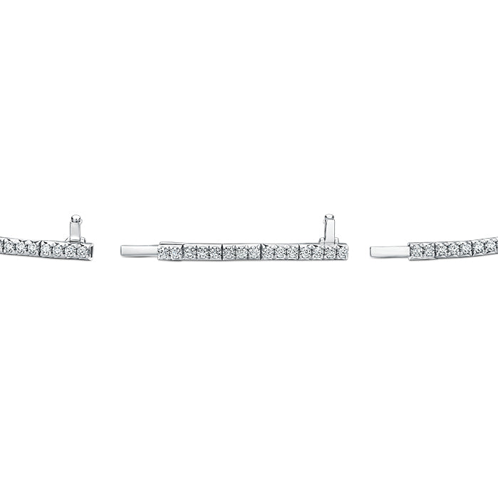 Vela French Cut Pavé Collar