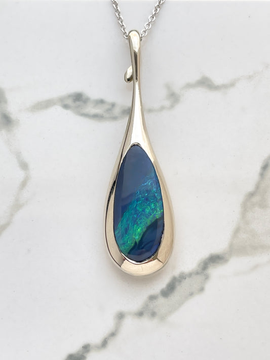 Mariposa H20 Pendant w/ 3.58ct Black Opal in 18k White Gold