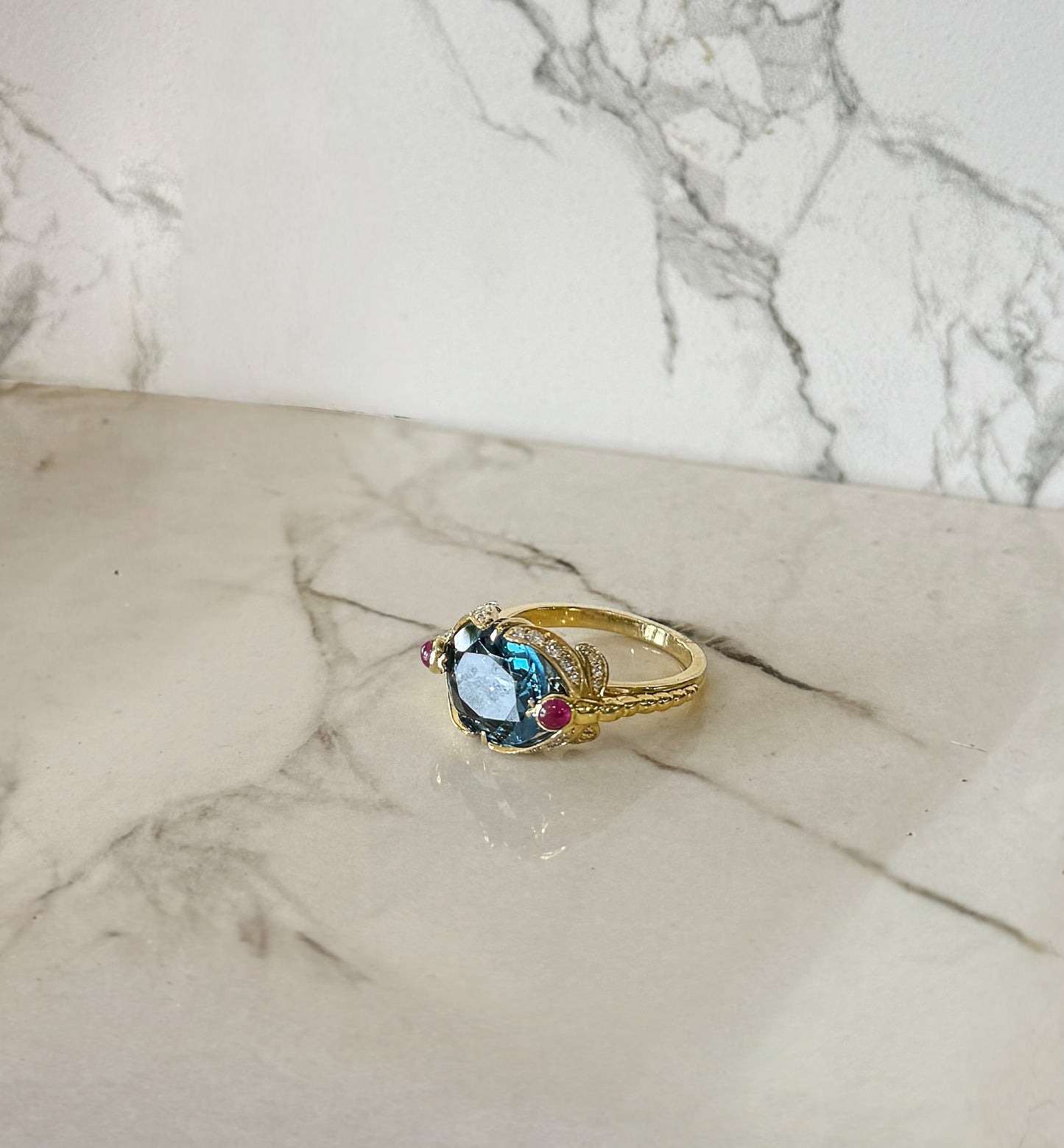 Mariposa Air Dragonfly Ring