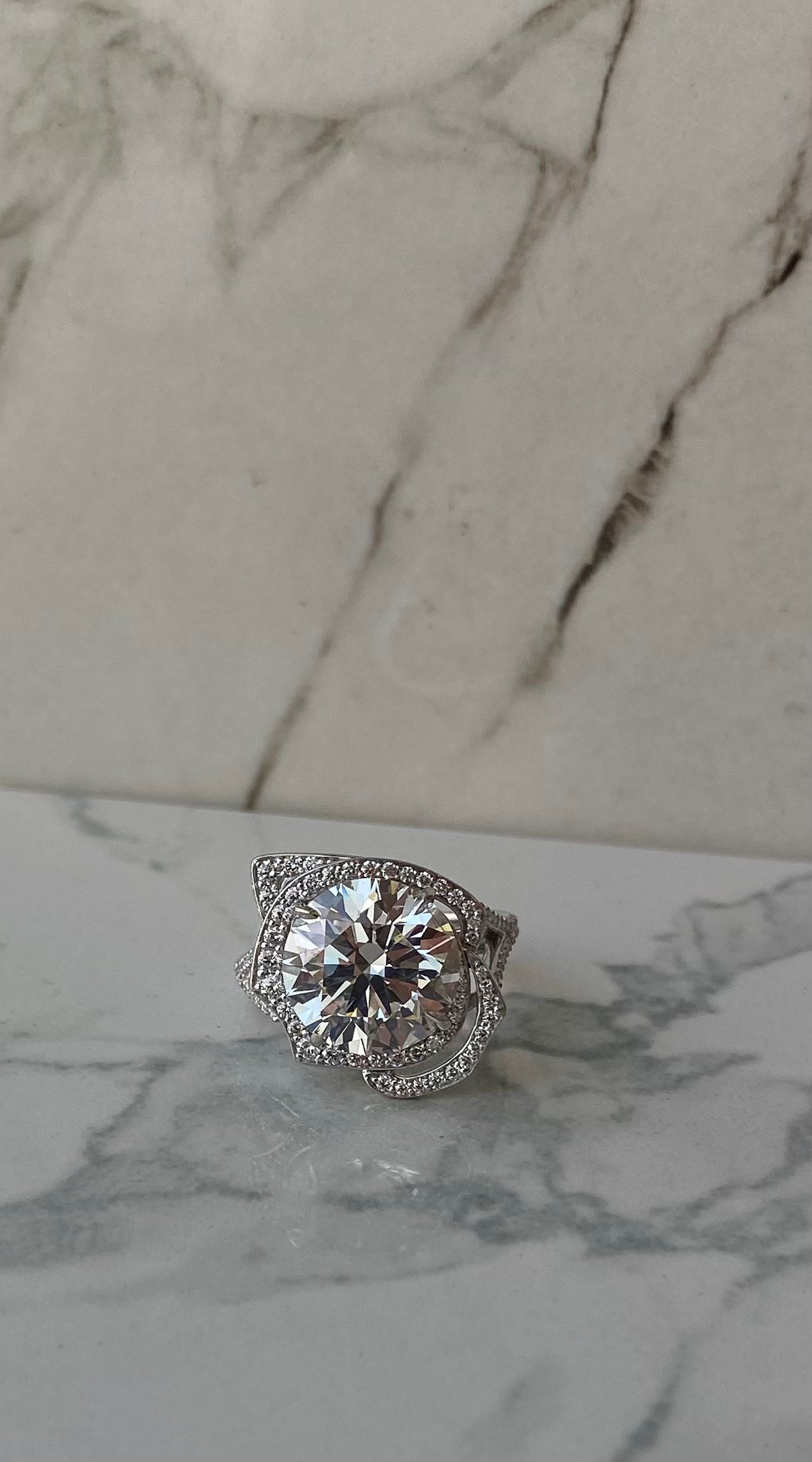 Mariposa Earth 6.52 F/VS2 Lab Diamond Rozel Ring with 1.15 Halo